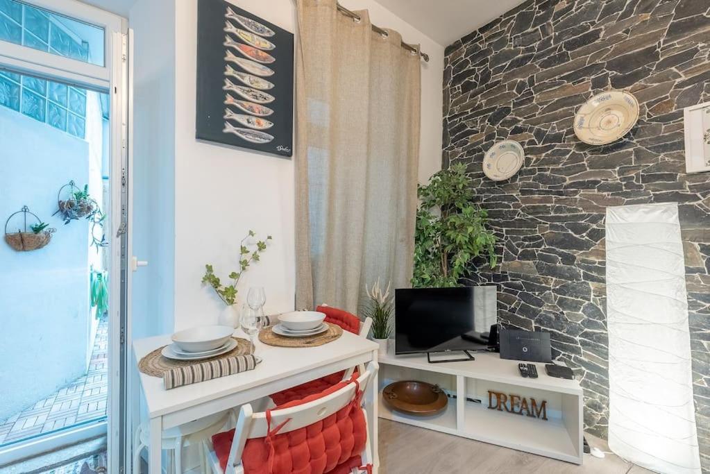 Modern Rustic Apartment In Graca Lisboa Eksteriør bilde